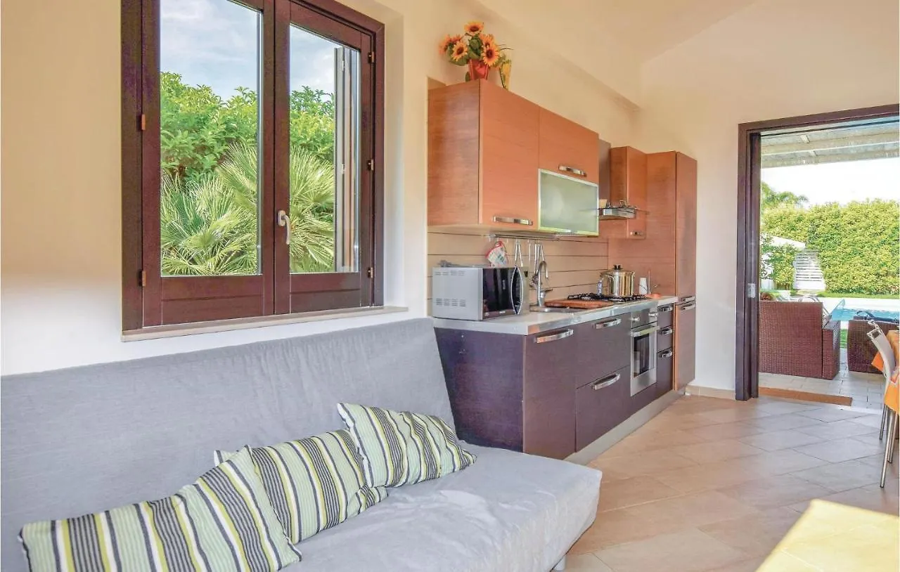 Awesome Home In Scicli Rg Donnalucata  Ιταλία